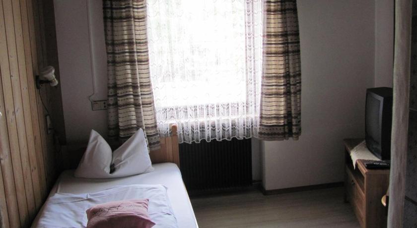 Hotel Negele Hohenfurch Room photo